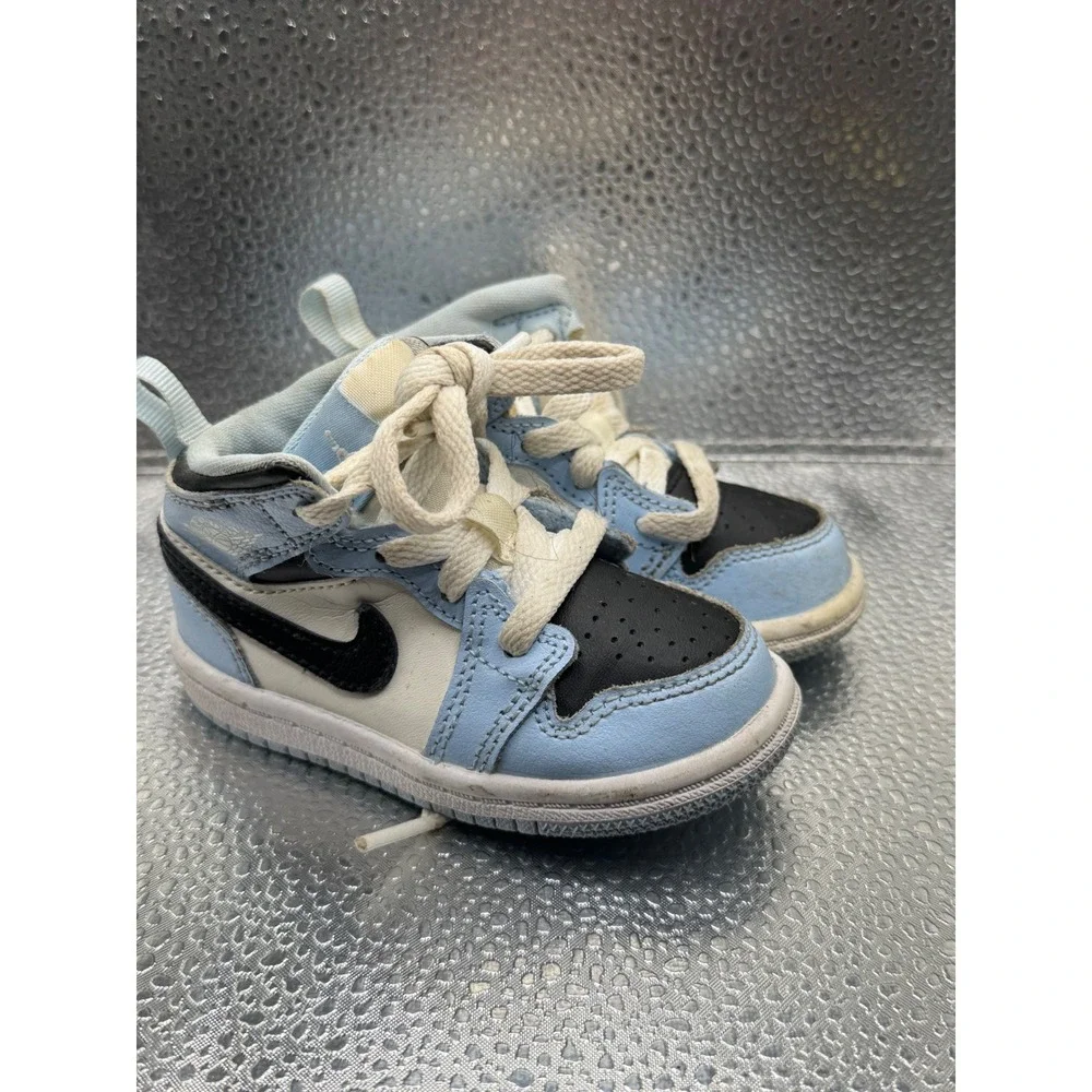 Nike Air Jordan 1 Retro High OG University Blue Toddler Sneakers AQ2665-404 4C